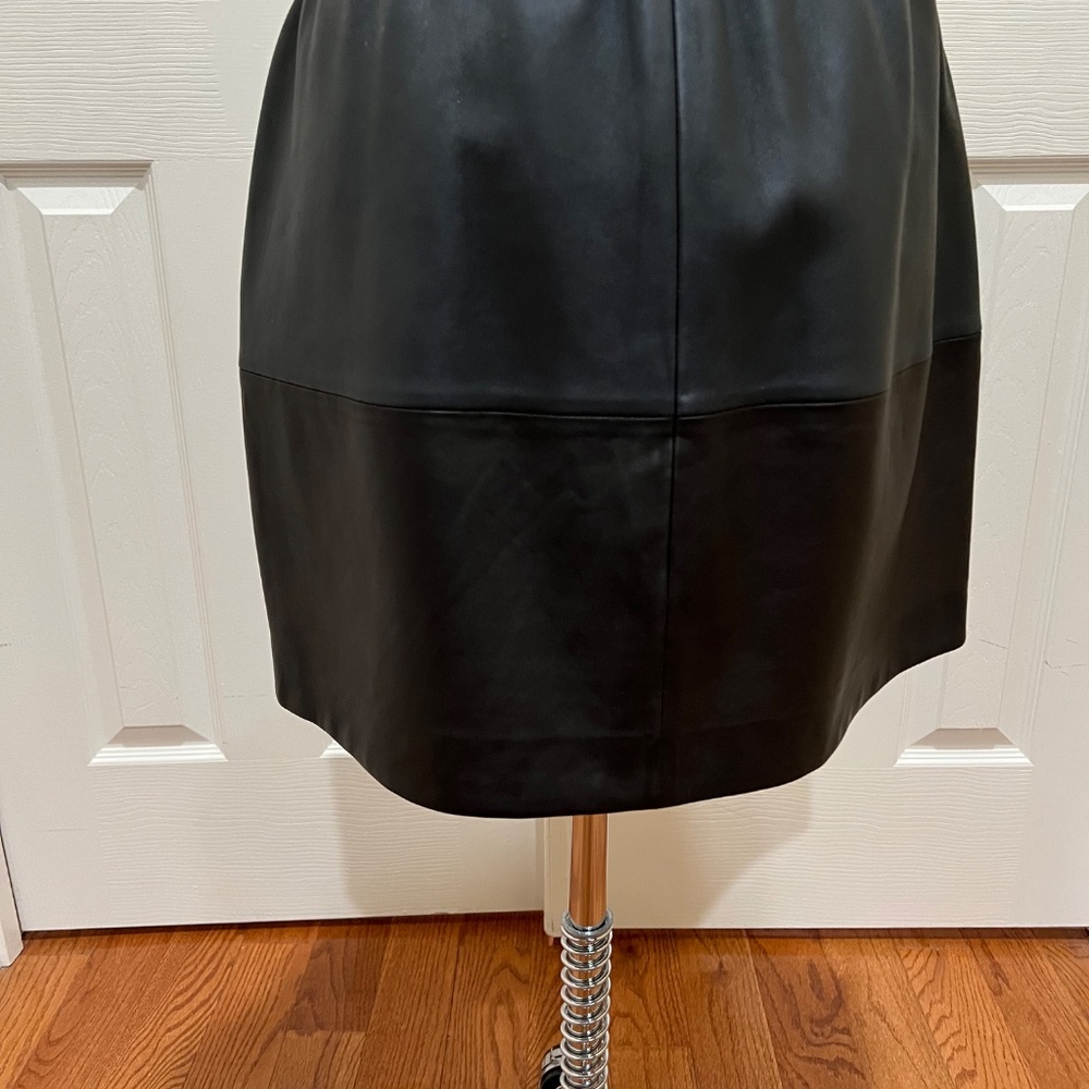 VINCE Women’s 2 Tone Color block Leather Skirt